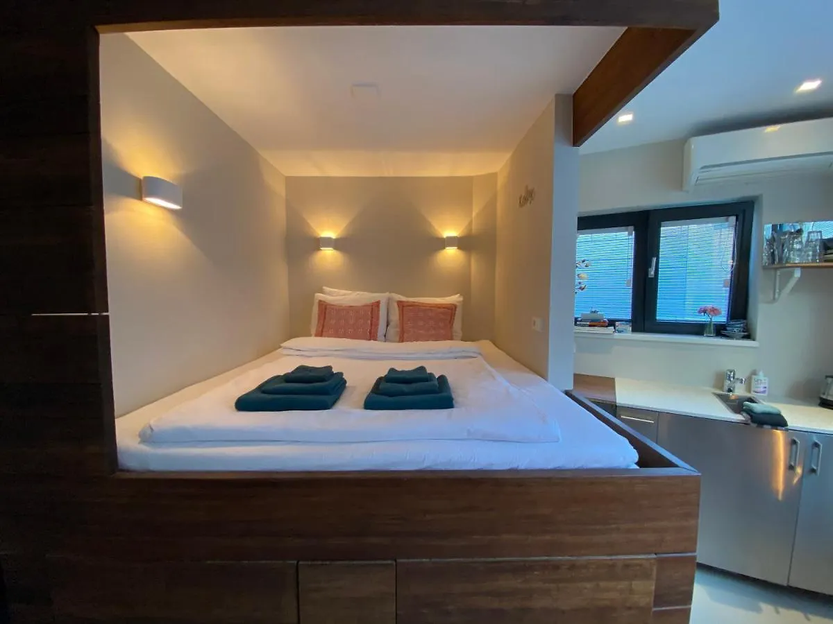 Houseboat Sophia Hotel Amsterdam Nederland